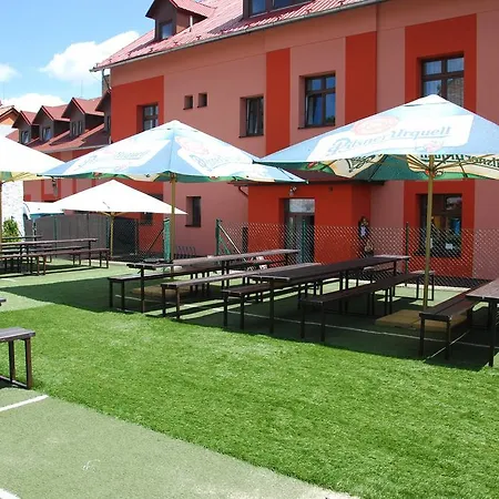 Hotel Kacov 호텔