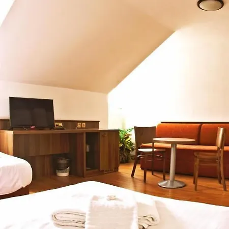 Hotel Kacov 3* Kácov