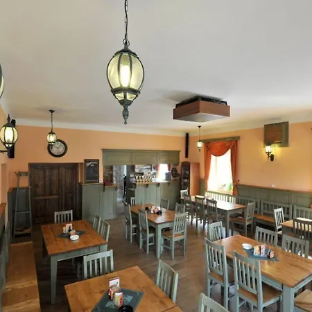 Otel Hotel Kacov Kácov
