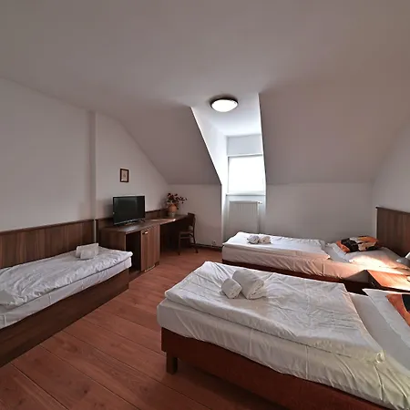 Hotel Hotel Kacov Kácov