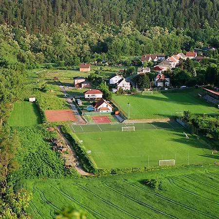 호텔 Hotel Kacov Kácov