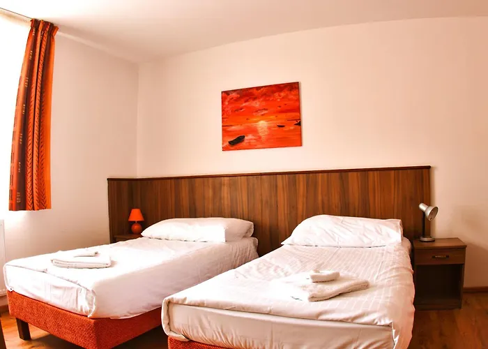 Hotel Kacov 3*