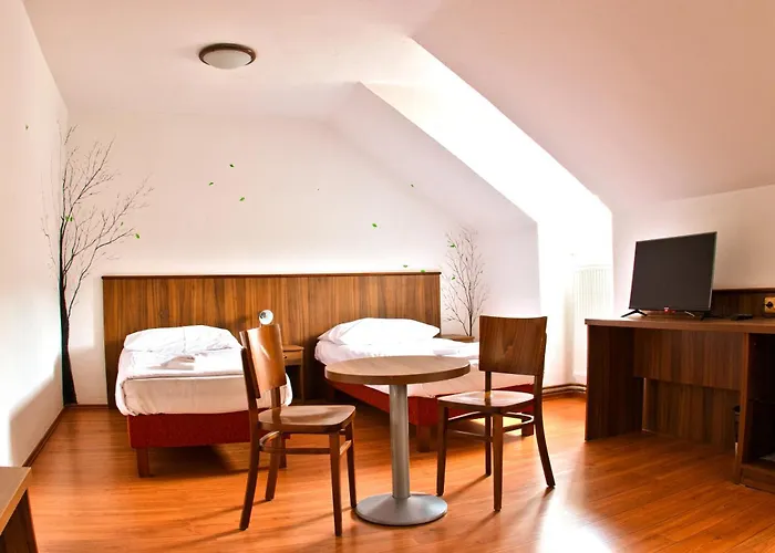Hotel Kacov Отель
